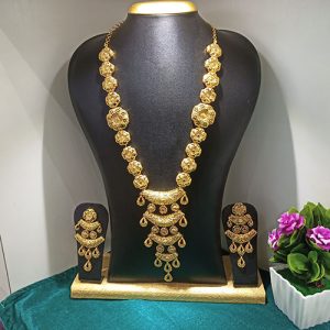 Amazing Ancient Long Step Pendant Aaram Necklace Set