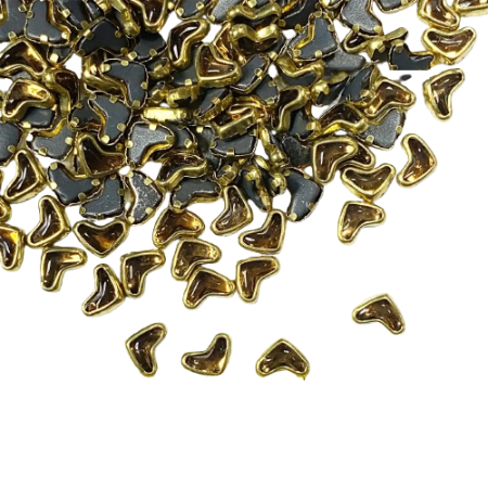 V Shape & Heart Shape Gold Clip Stones – Designer Stones for Embroidery & Craft (5x6, 7x10 mm)