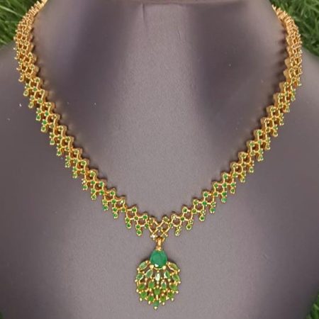 Traditional Gold-Plated Green Stone Necklace with Pendant
